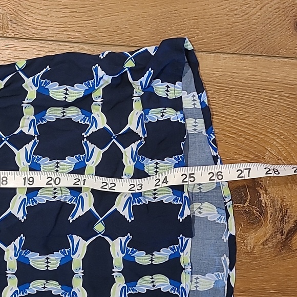 CROWN & IVY Tropical Parrot Blouse Medium - Picture 8 of 11